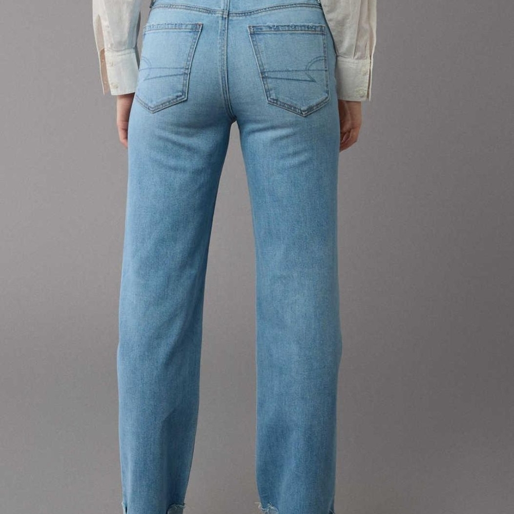 American Eagle Outfitters Light Blue Straight Leg Jeans - Picture 3 of 13